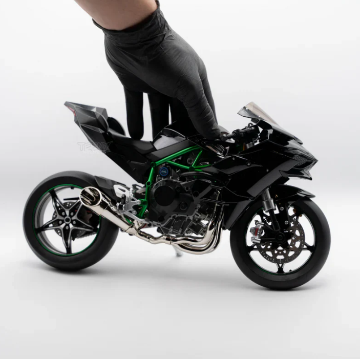 1:6 Ölçek Kawasaki H2R Çalışan Model