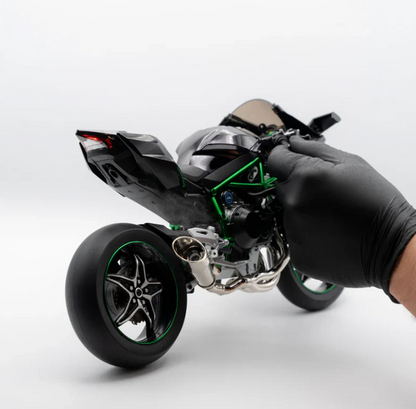 1:6 Ölçek Kawasaki H2R Çalışan Model